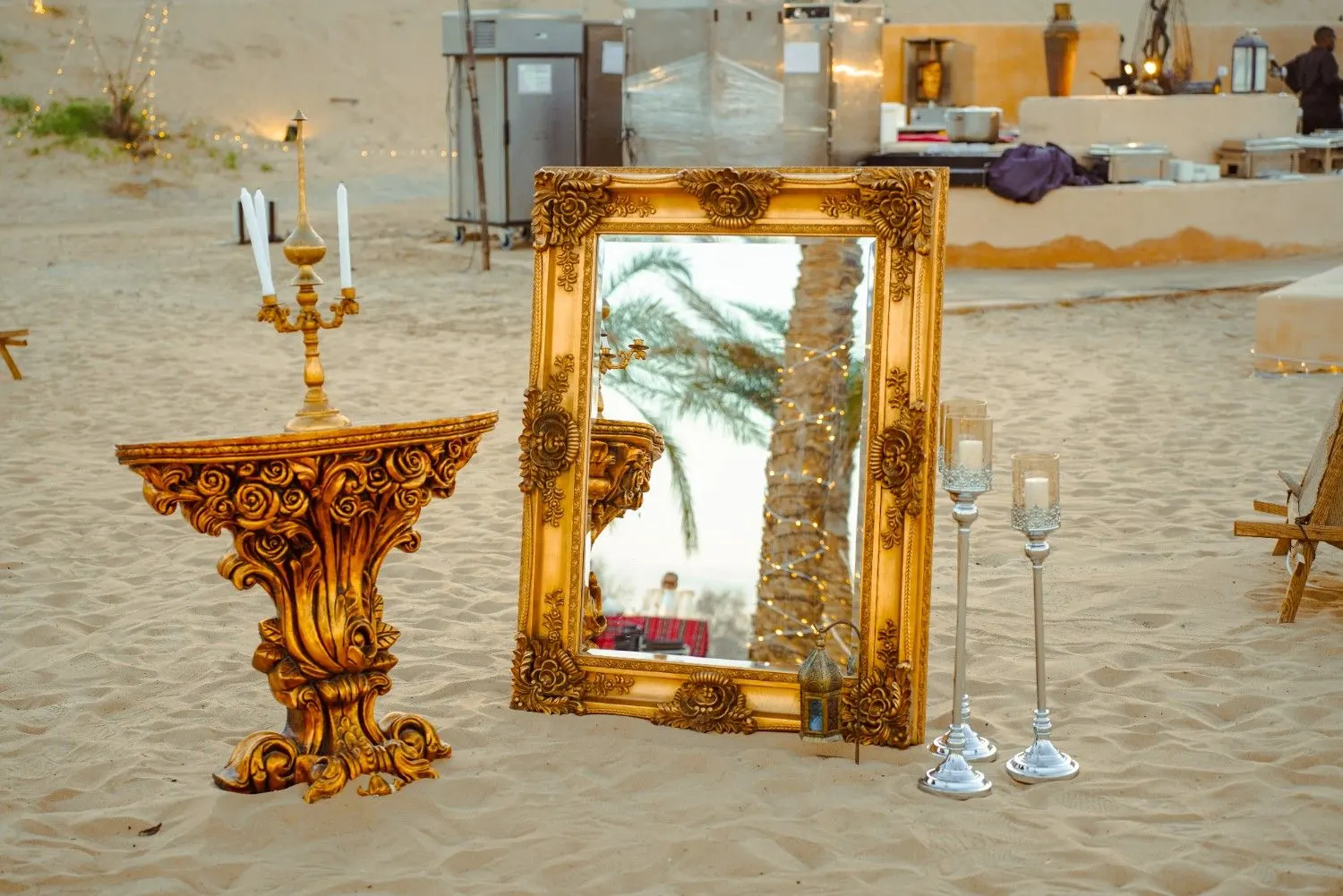 Souvenirs & Gifting - Sparkling Sandset luxury desert camp Abu Dhabi Souvenirs & Gifting - Sparkling Sandset luxury desert camp Abu Dhabi